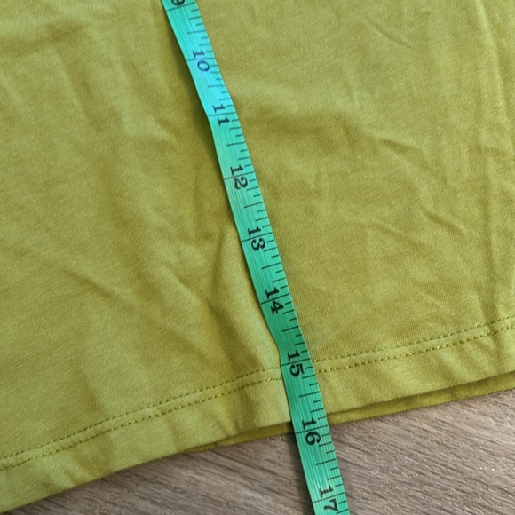 NWOT Noli Crop top- Large - Picture 4 of 4